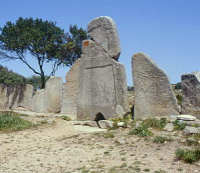 Tomba dei Giganti di Li Lolghi