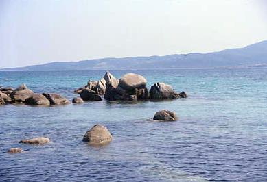 paesaggio_mare_e_rocce.jpg 17.7K